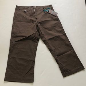 Yuva Capri Pants